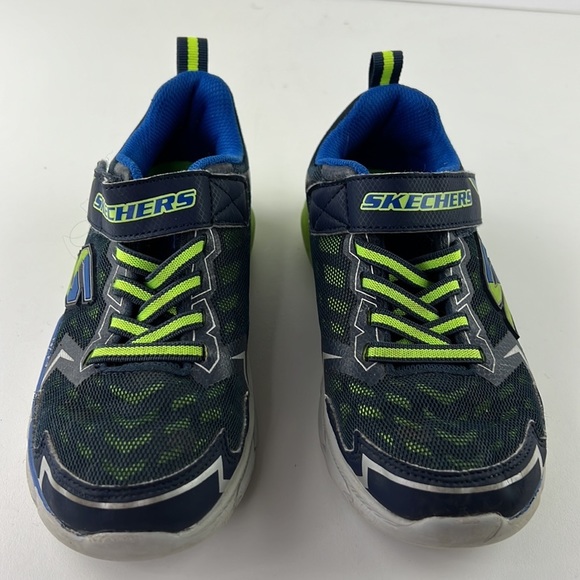 Kids Skechers Sneakers size 3 - Picture 2 of 9